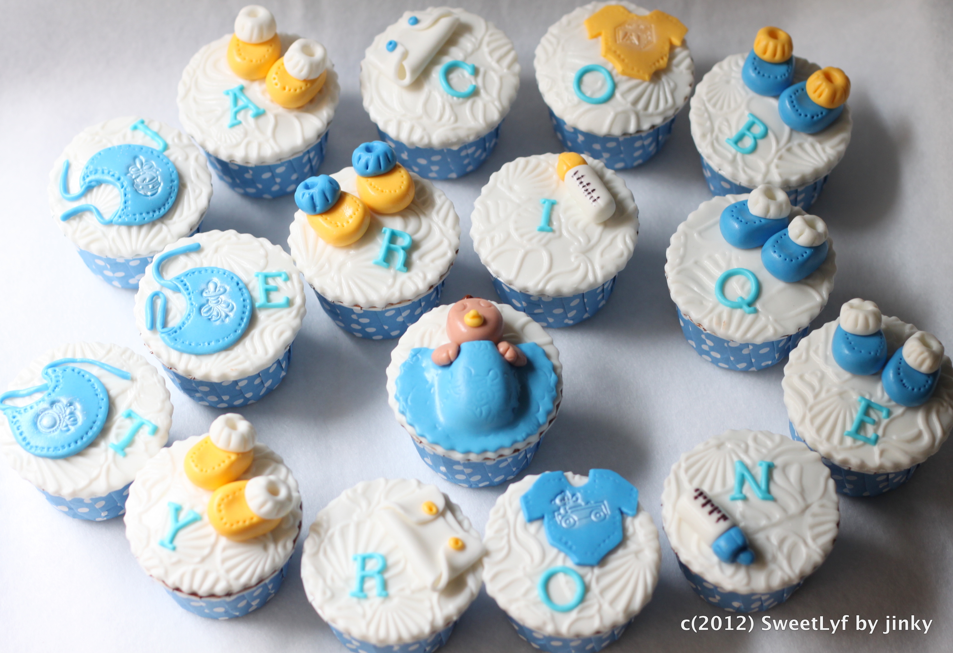 31  Baby shower cup cake decorations ideas