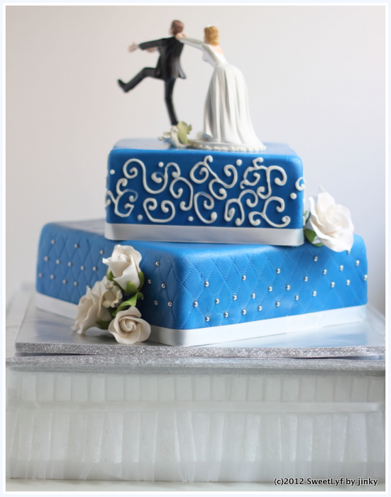 Royal_Blue_Wedding_Cake-006